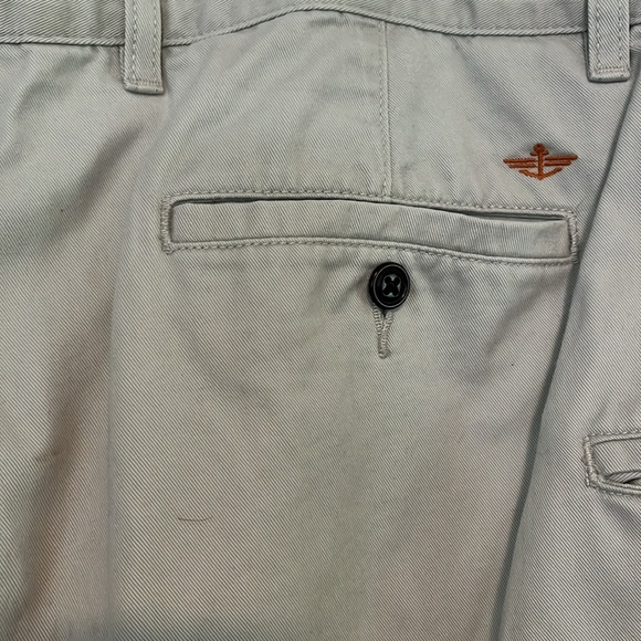 Men’s Dockers beige shorts size 40. - Picture 3 of 6